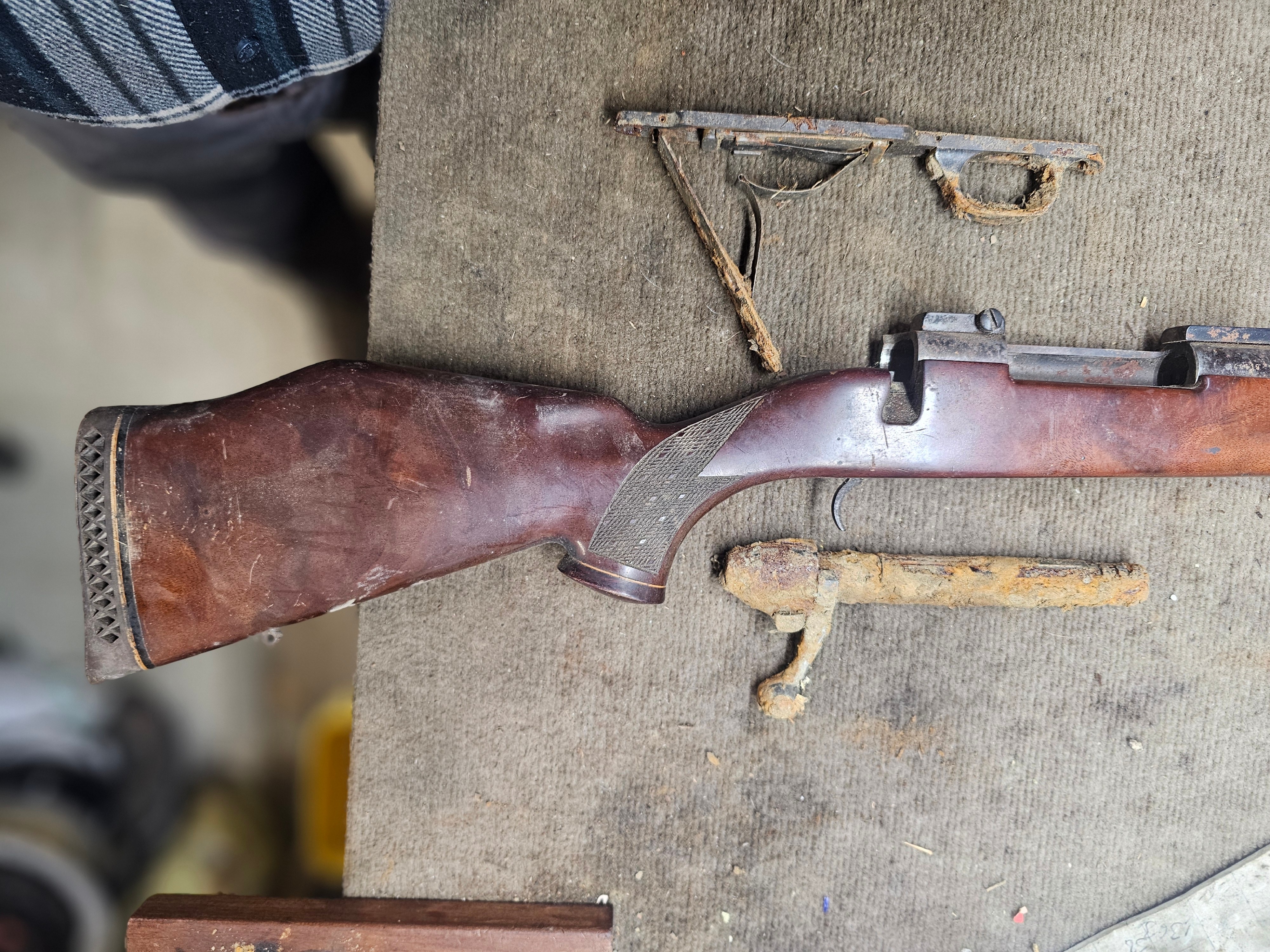 10000170982.jpg 10000170982.jpg